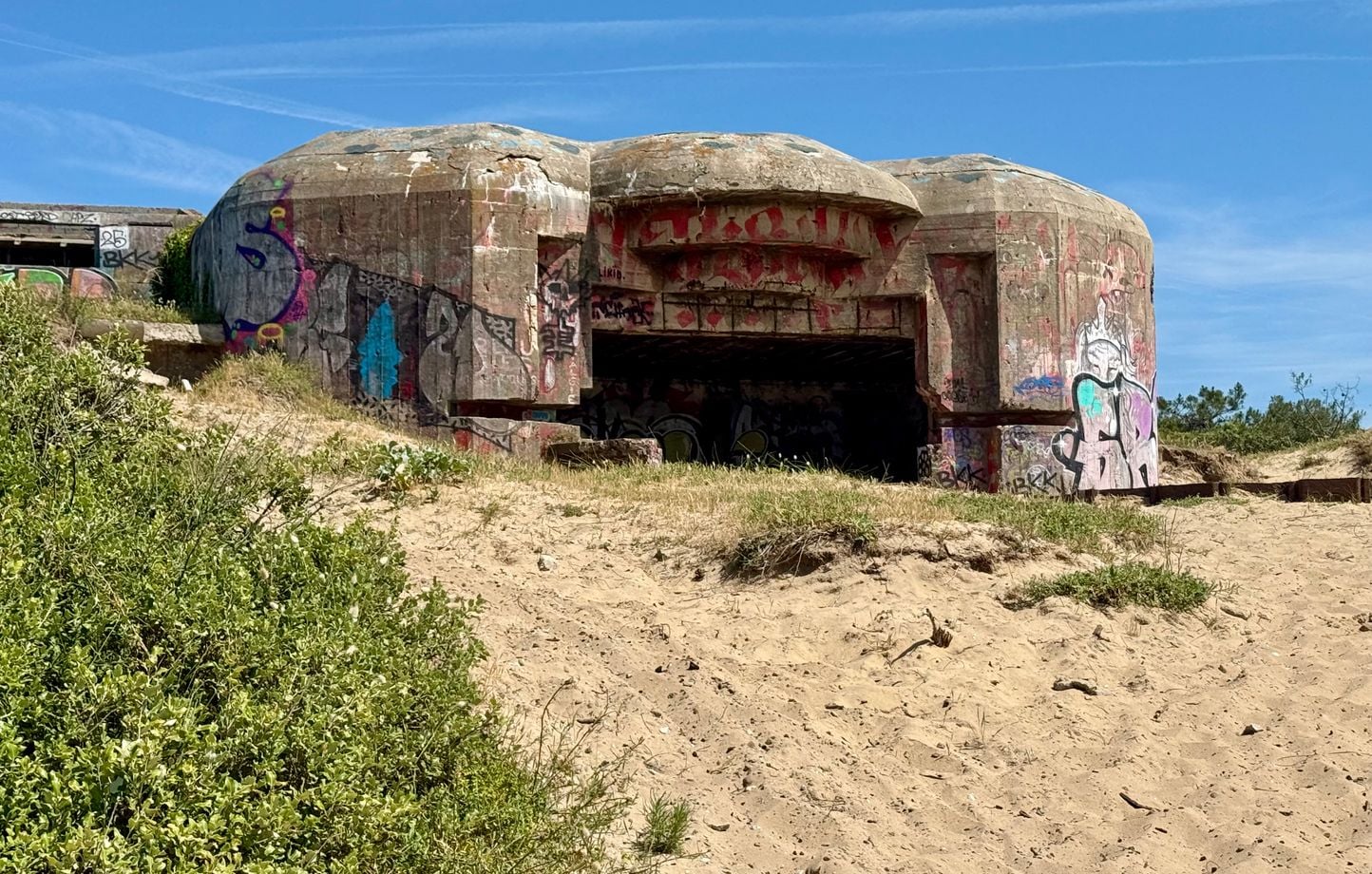 “Inevitable”… Los búnkeres del Muro Atlántico “víctimas colaterales” de la erosión “Inevitable”… Los búnkeres del Muro Atlántico “víctimas colaterales” de la erosión